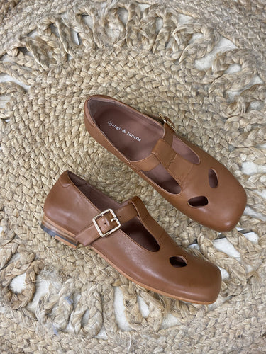 Golfie Flat Shoe - Tan
