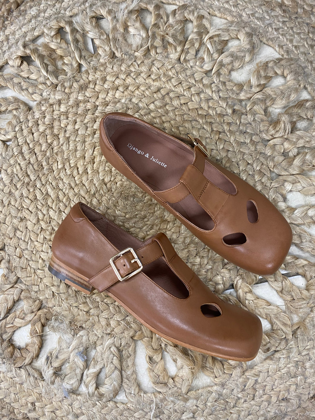 Golfie Flat Shoe - Tan