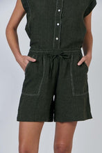 Roslyn Shorts - Licorice