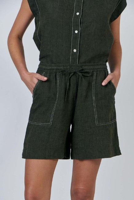 Roslyn Shorts - Licorice