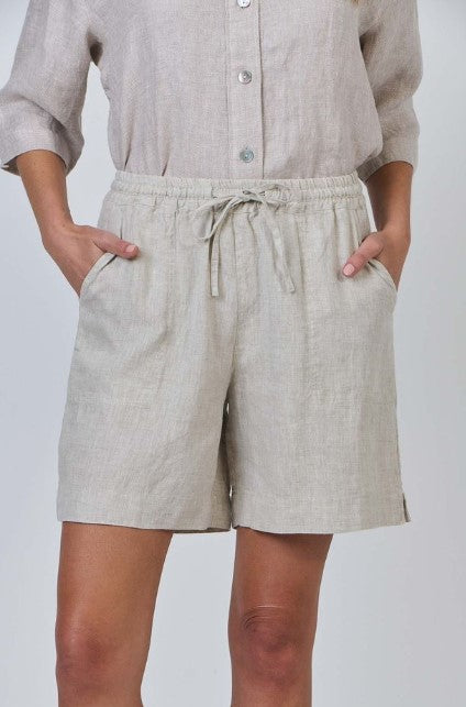 Roslyn Shorts - Sand