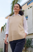 Budapest Vest - Chip