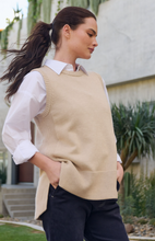 Budapest Vest - Chip